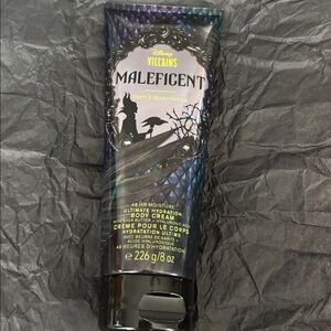 🎊3/$20 Bath & Body Works Disney Villains Maleficent Body Cream
